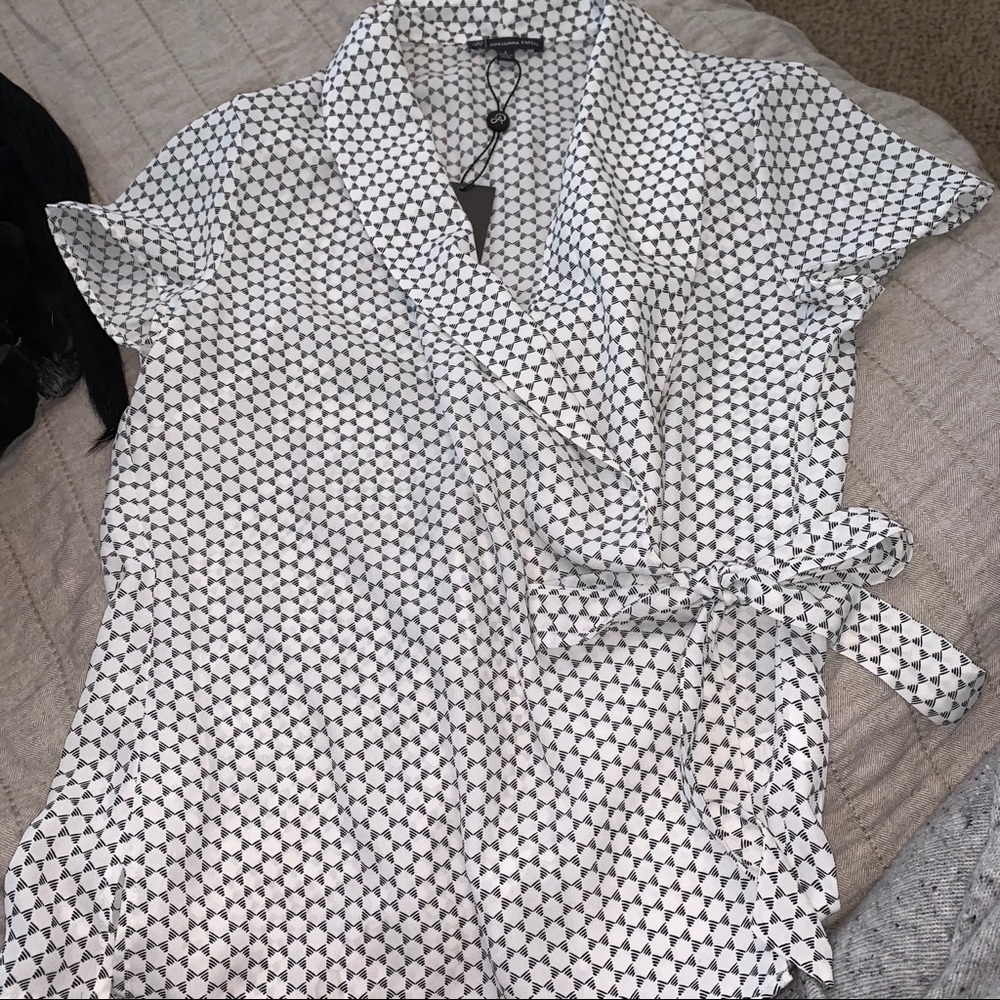 Print front tie blouse